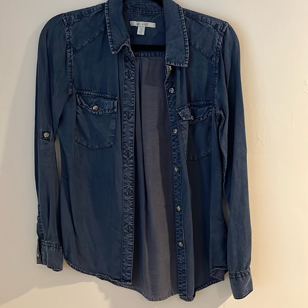 Miami women’s size s, denim shirt